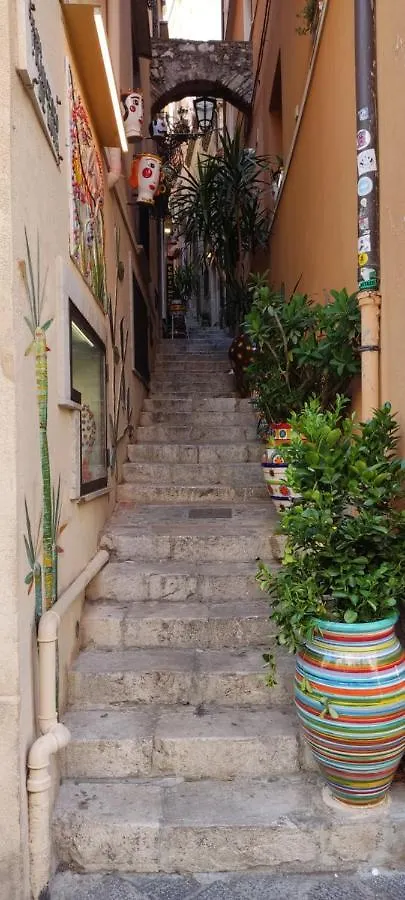 Couette-café B&B Akropolis Taormine